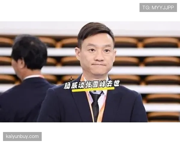 杨威退役后这身材管理也太狠了，健身房打卡比上班还准时