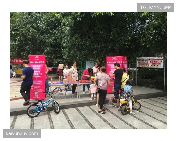 罗纳尔迪尼奥逛超市像钻进了邻居家,奢华和接地气能共存? 罗纳尔迪尼奥逛超市像钻进了邻居家,奢华和接地气能共存?